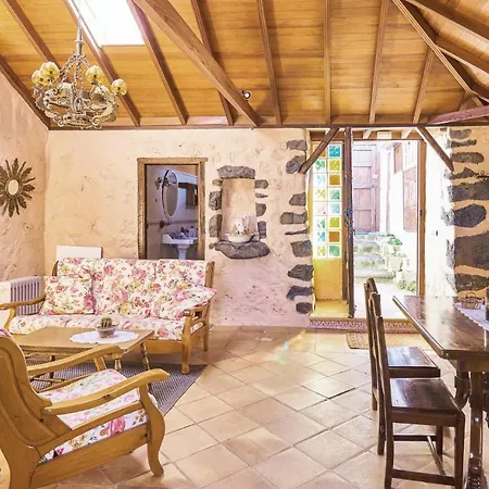 בית נופש Casa Pinos איקוד דה לוס וינוס