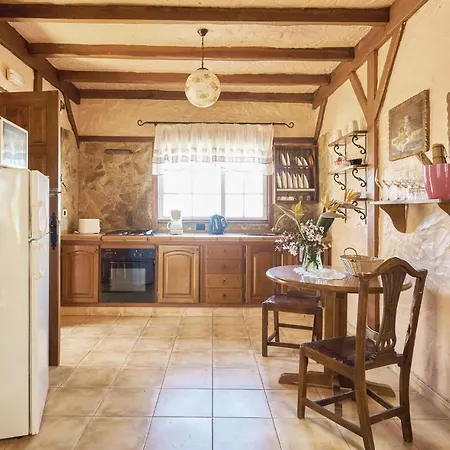 Casa Pinos 伊科德·德·洛斯·维诺斯